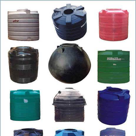Rotomolded-Plastic-Tanks